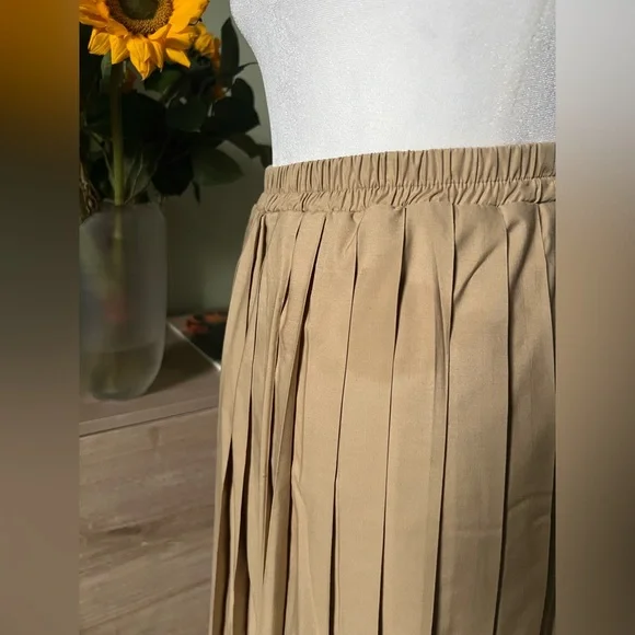Beige Camel Tan Pleated Elastic High-Waist Modest Maxi Cotton Lightweight Skirt - Picture 16 of 16